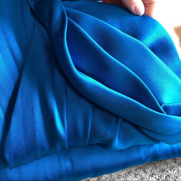 Dsquared2 designer dress high back slit - Picture 2 of 7